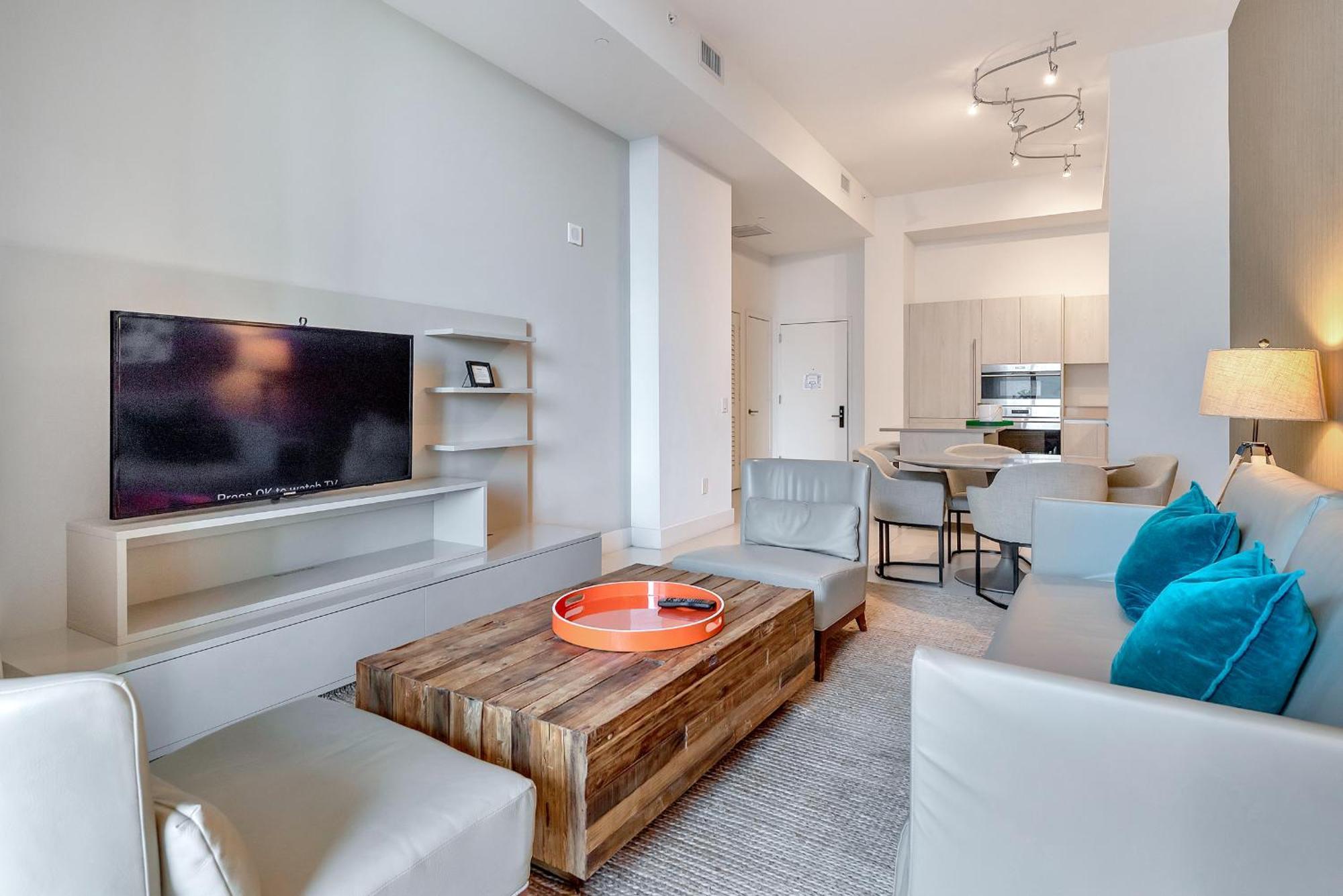 203-1Br/1Ba At The Beach Gem! Lux Amenities! Голливуд Экстерьер фото